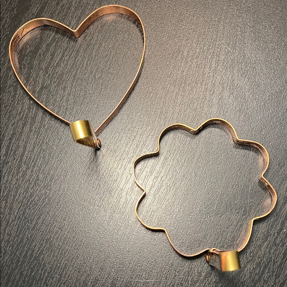 Vintage Metal Copper Brass Set Of 2, Heart & Flower Cookie Cutter Kitchen Decor